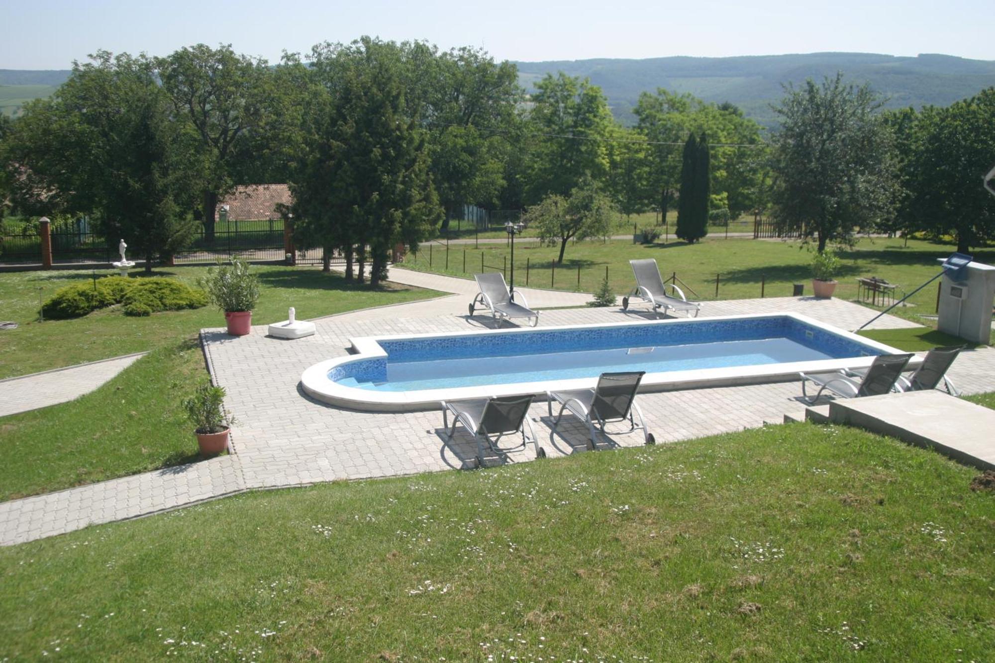 Villa Teleki מראה חיצוני תמונה